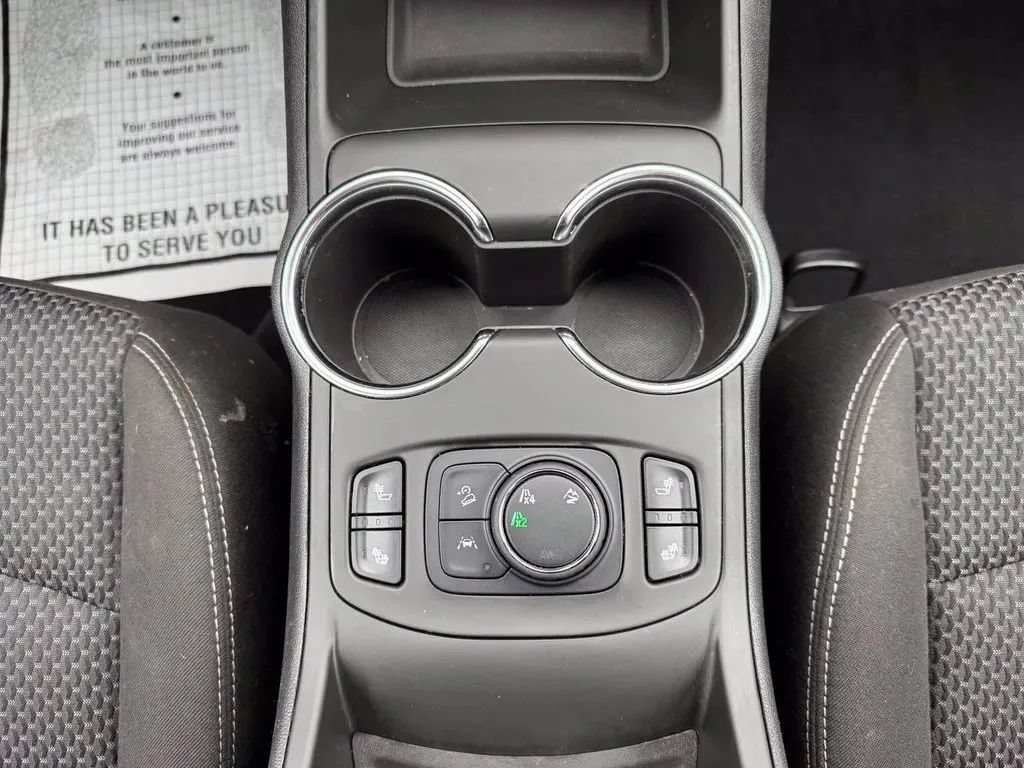 Used 2022 GMC Terrain SLE w/ Driver Convenience Package AWD/4WD image 26
