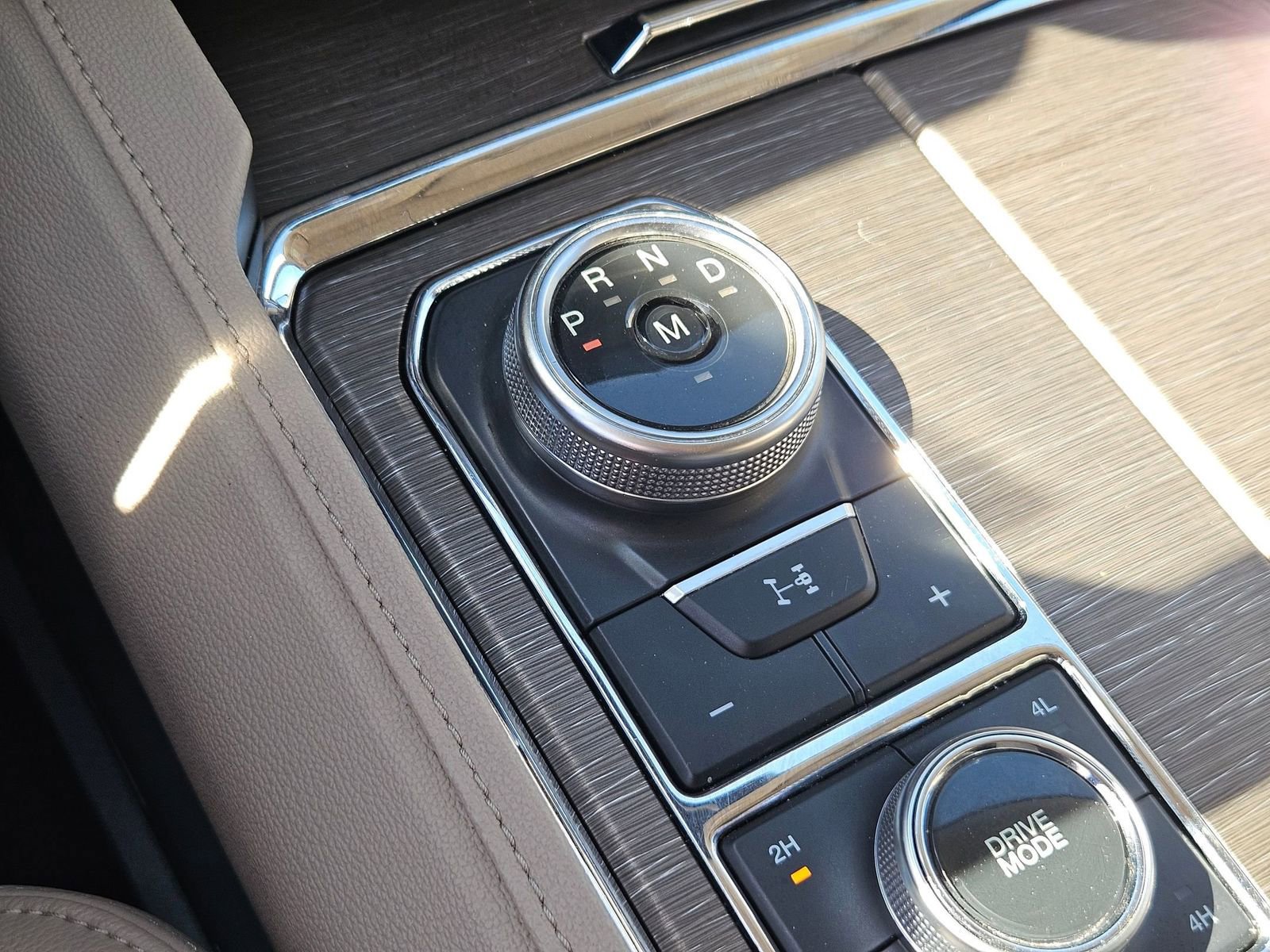 Certified 2023 Ford Expedition Limited image 16