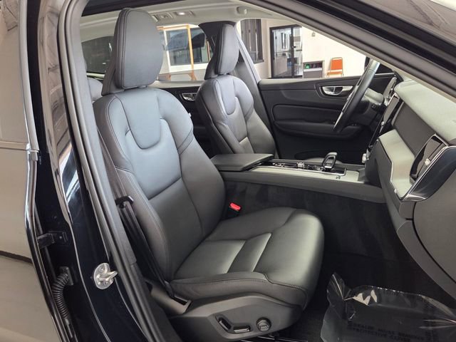 Certified 2025 Volvo XC60 B5 Plus image 23