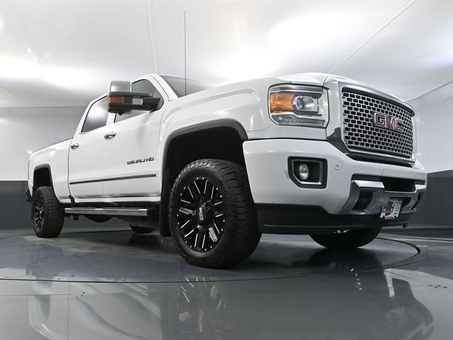 Used 2017 GMC Sierra 2500 Denali AWD/4WD image 55