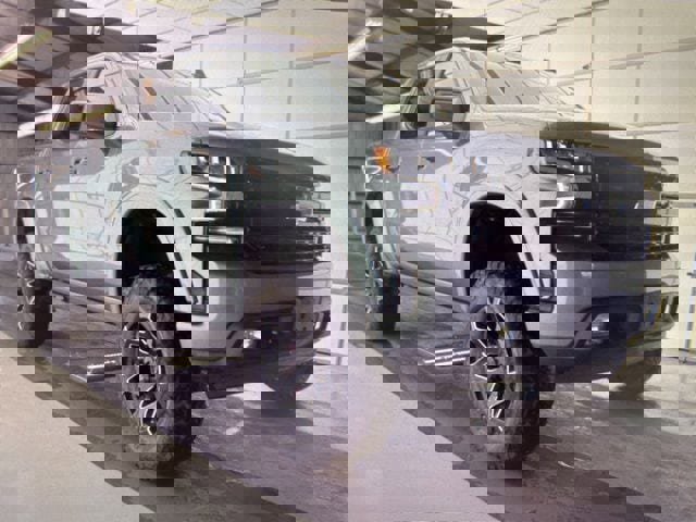 Used 2021 Chevrolet Silverado 1500 RST w/ Convenience Package II image 11