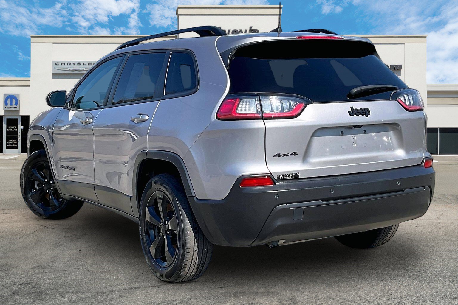 Used 2021 Jeep Cherokee Latitude Plus image 12