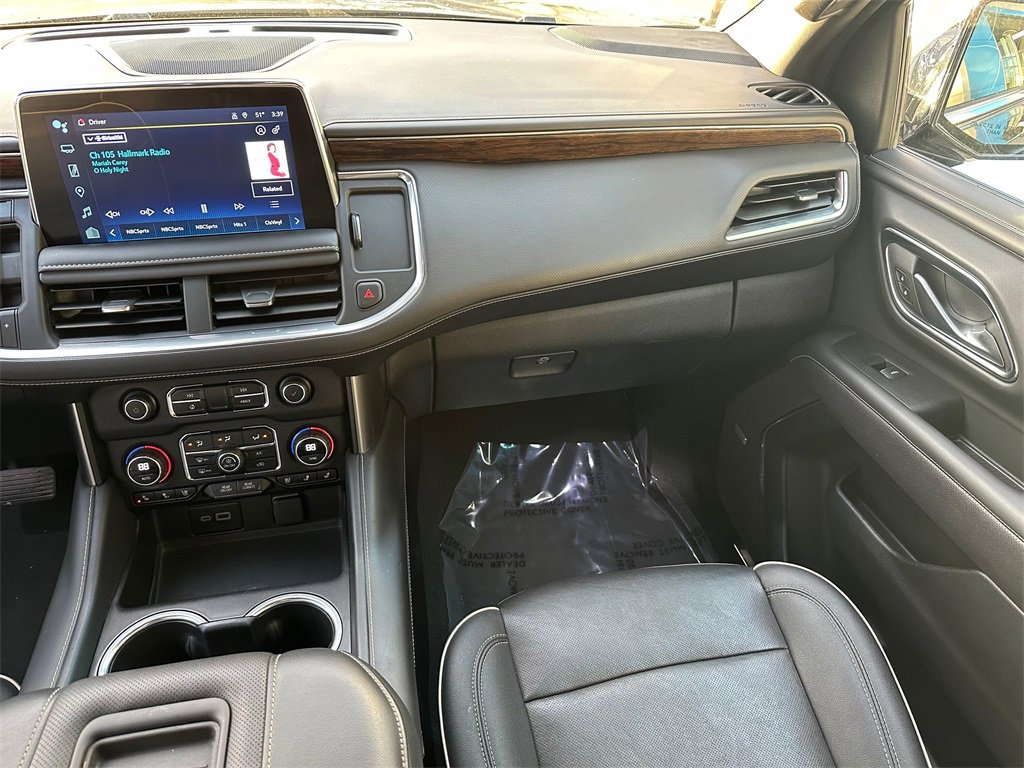 Used 2024 Chevrolet Suburban Premier image 19