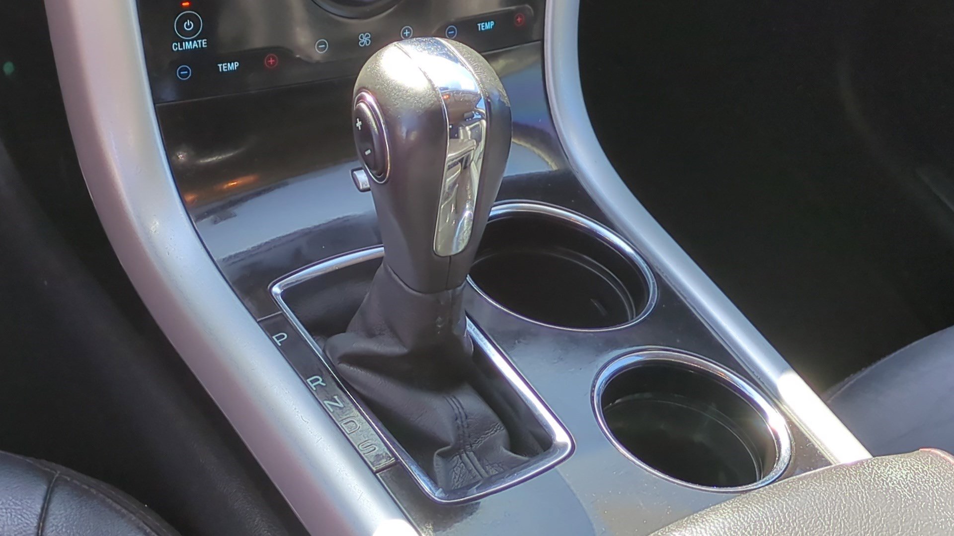 Used 2014 Ford Edge Limited AWD/4WD image 23