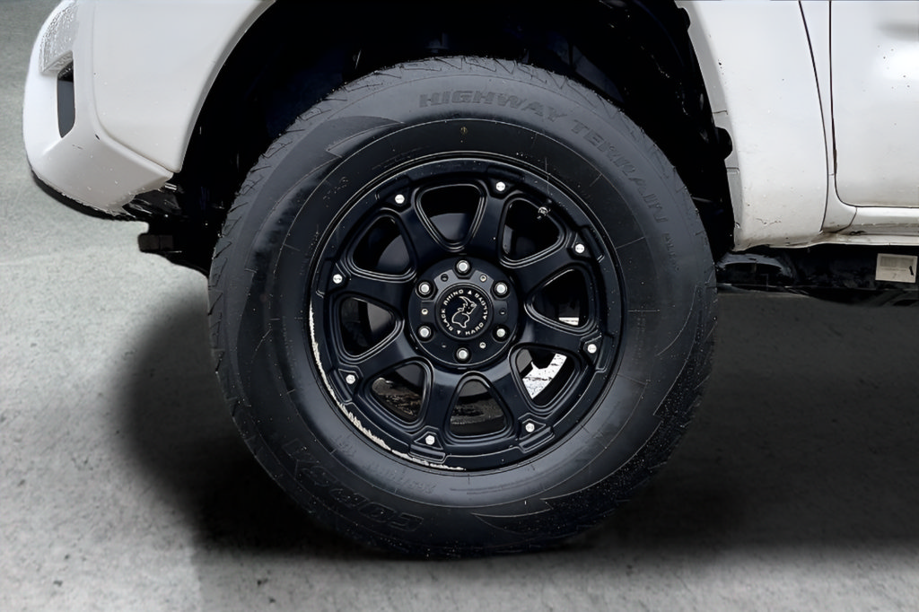 Used 2014 Toyota Tacoma PreRunner w/ SR5 Package RWD image 30