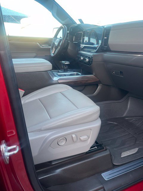 Used 2024 GMC Sierra 1500 SLT AWD/4WD image 12