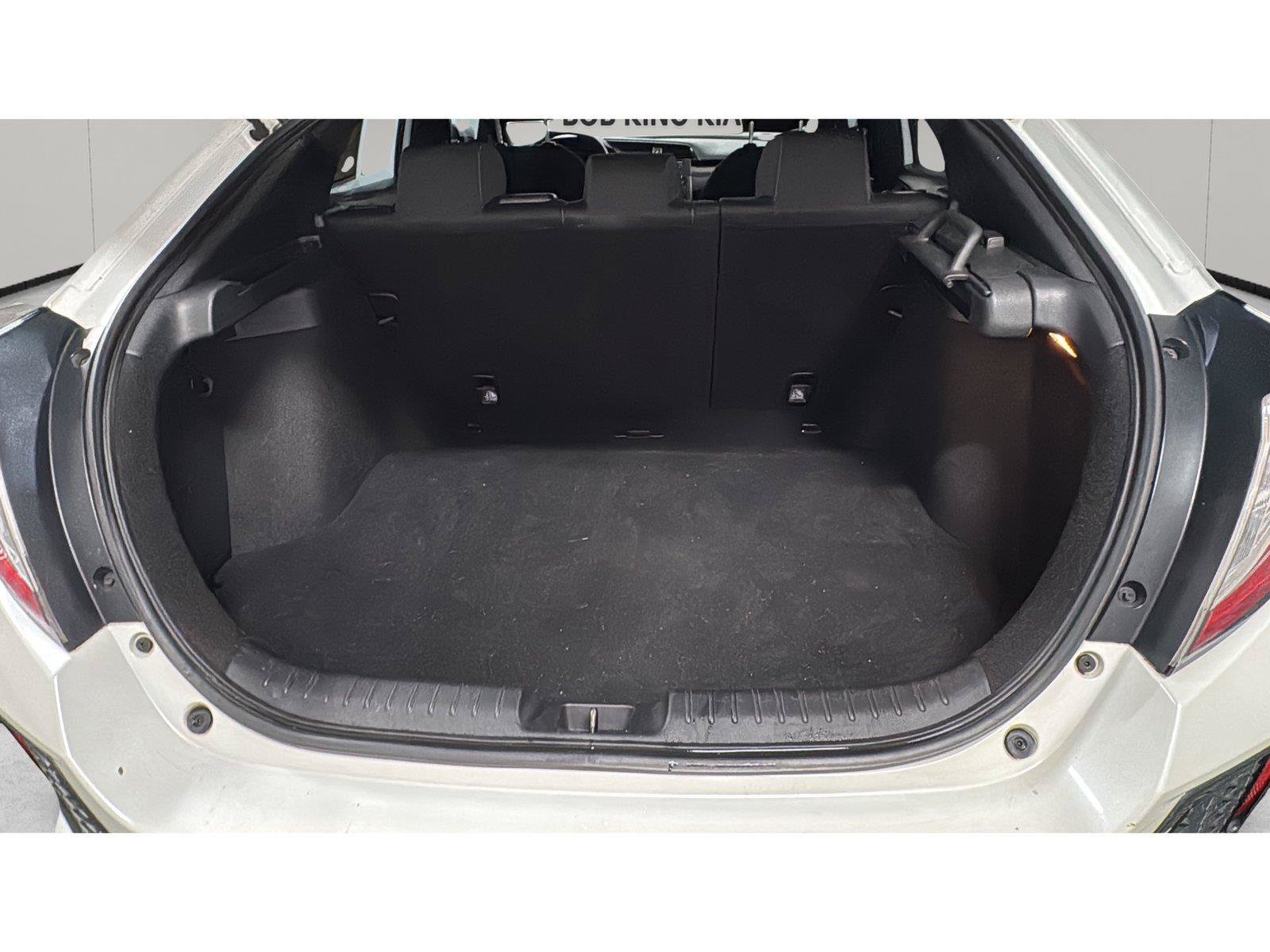 Used 2018 Honda Civic Sport image 12