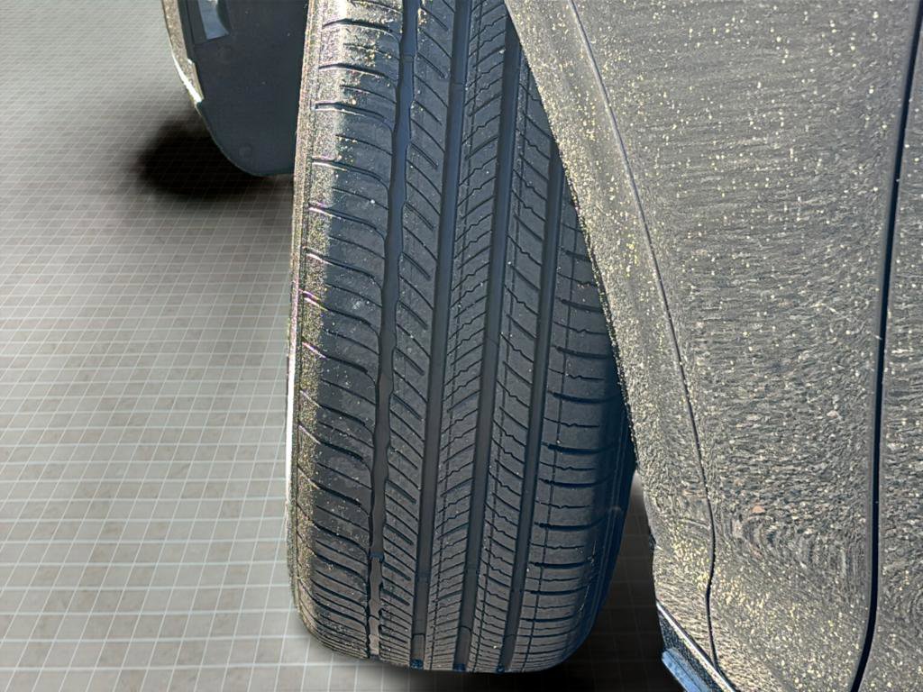Certified 2026 Genesis GV70 2.5T AWD/4WD image 46