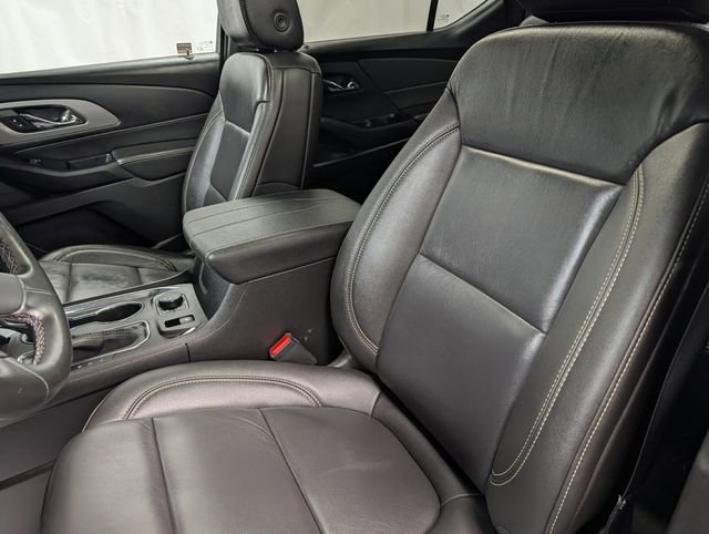 Certified 2023 Chevrolet Traverse LT w/ LT Premium Package AWD/4WD image 11