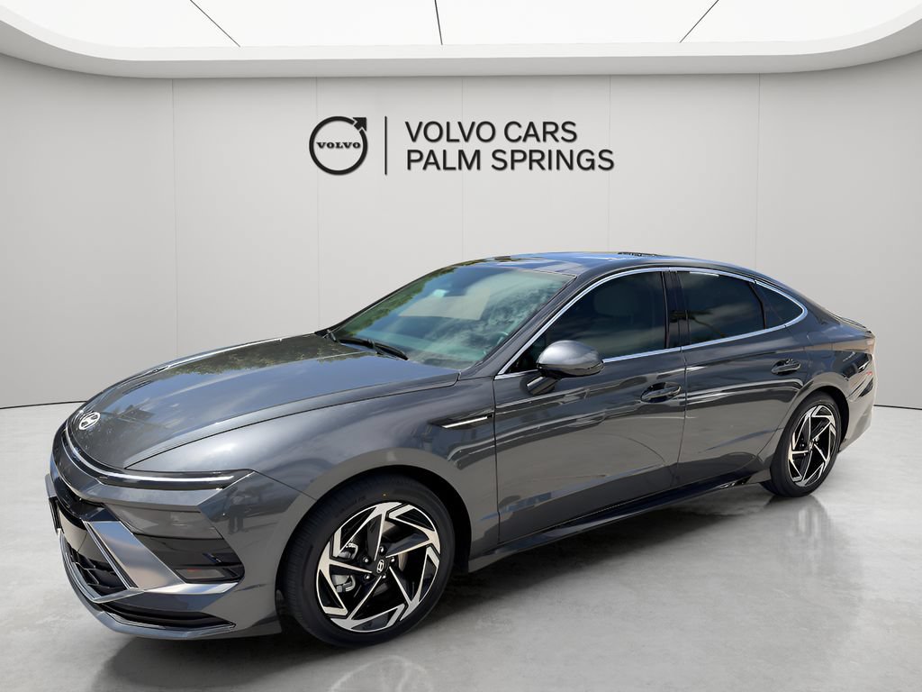 Used 2024 Hyundai Sonata SEL w/ Convenience Package FWD image 4