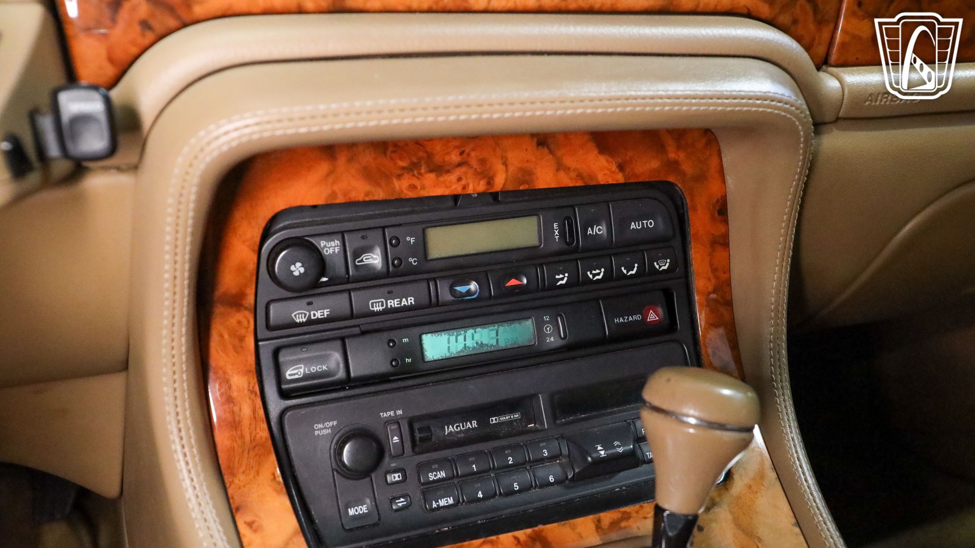 Used 1997 Jaguar XJ6 L RWD image 16