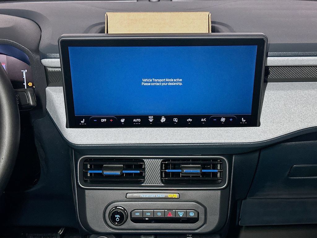 New 2026 Ford Maverick XLT w/ XLT Luxury Package FWD image 14