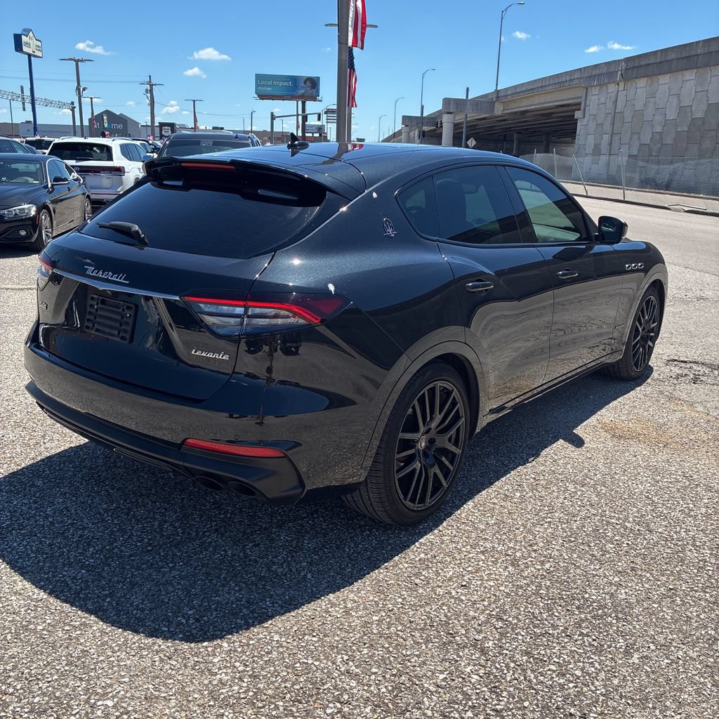 Used 2021 Maserati Levante S GranSport AWD/4WD image 9