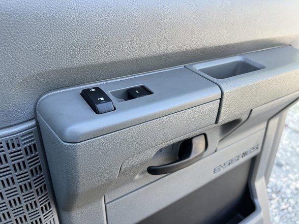 Used 2024 Ford E-450 and Econoline 450 Super Duty w/ Power Windows & Locks Group image 31