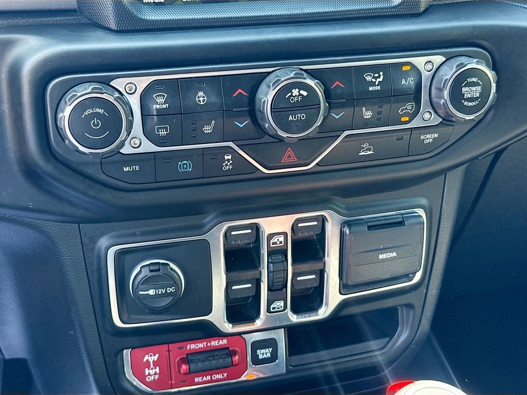 Used 2023 Jeep Wrangler Unlimited Rubicon 4xe w/ Cold Weather Group image 17