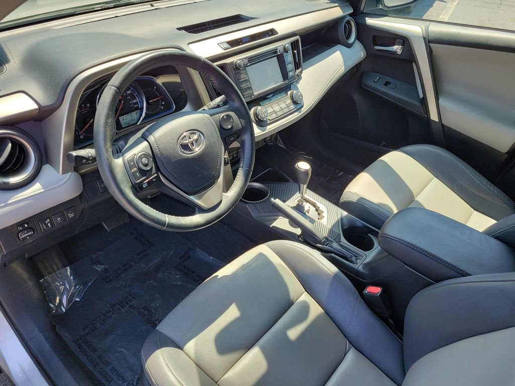 Used 2015 Toyota RAV4 Limited w/ Technology Package FWD image 22