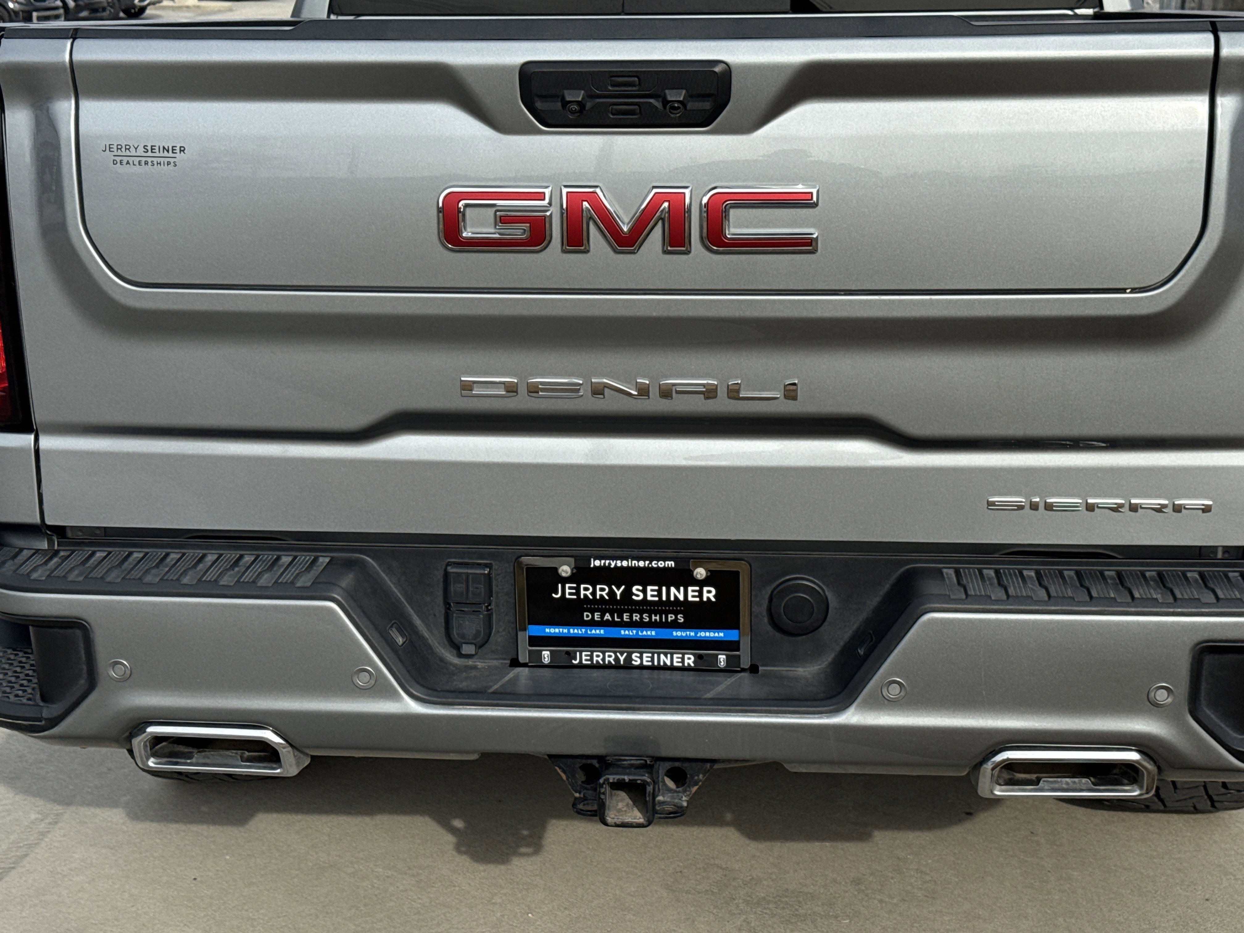 Used 2023 GMC Sierra 1500 Denali w/ Technology Package image 13