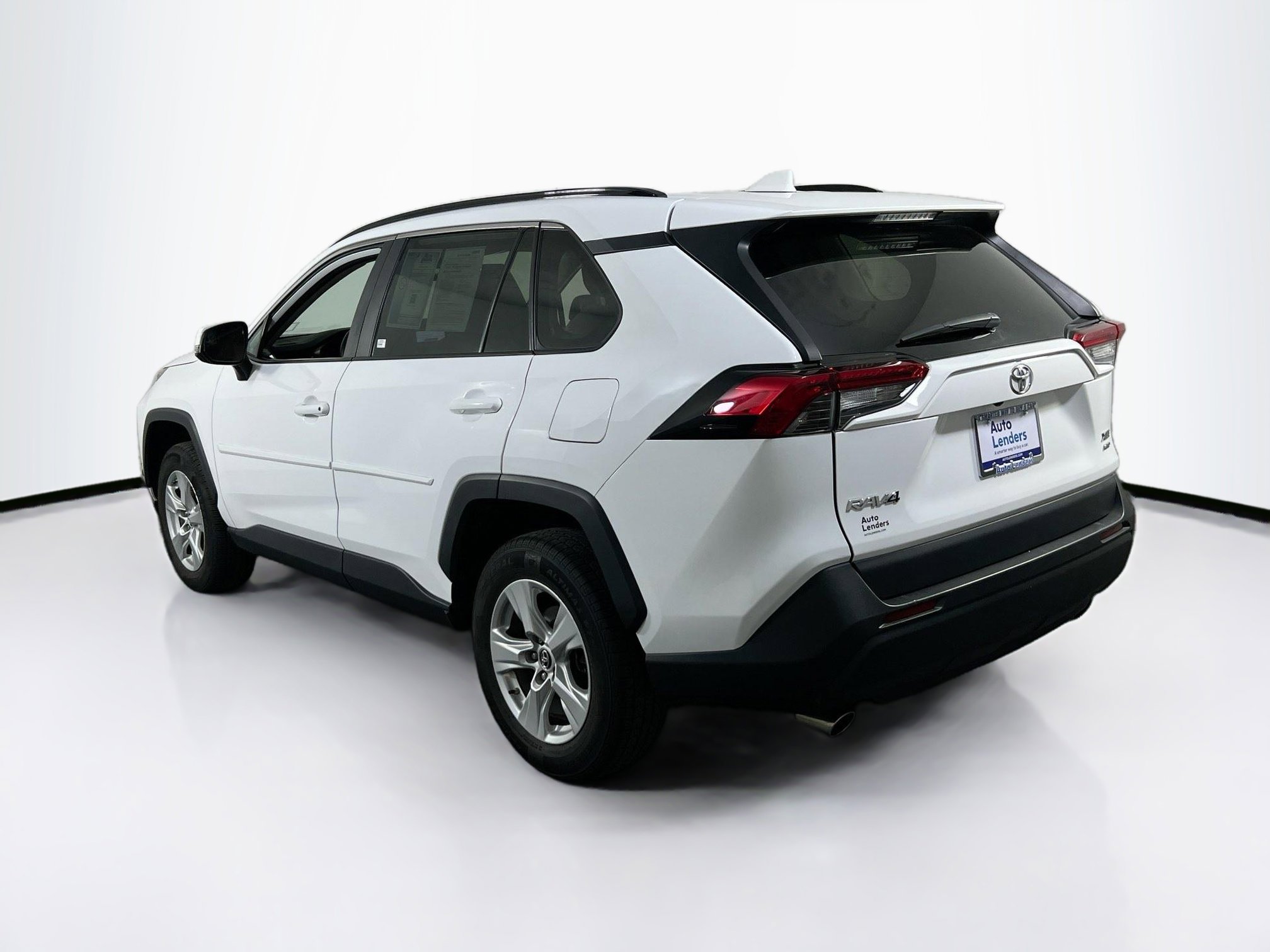 Used 2019 Toyota RAV4 XLE w/ Convenience Package AWD/4WD image 7