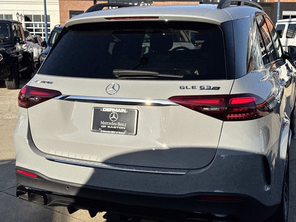 New 2026 Mercedes-Benz GLE 63 AMG S image 5