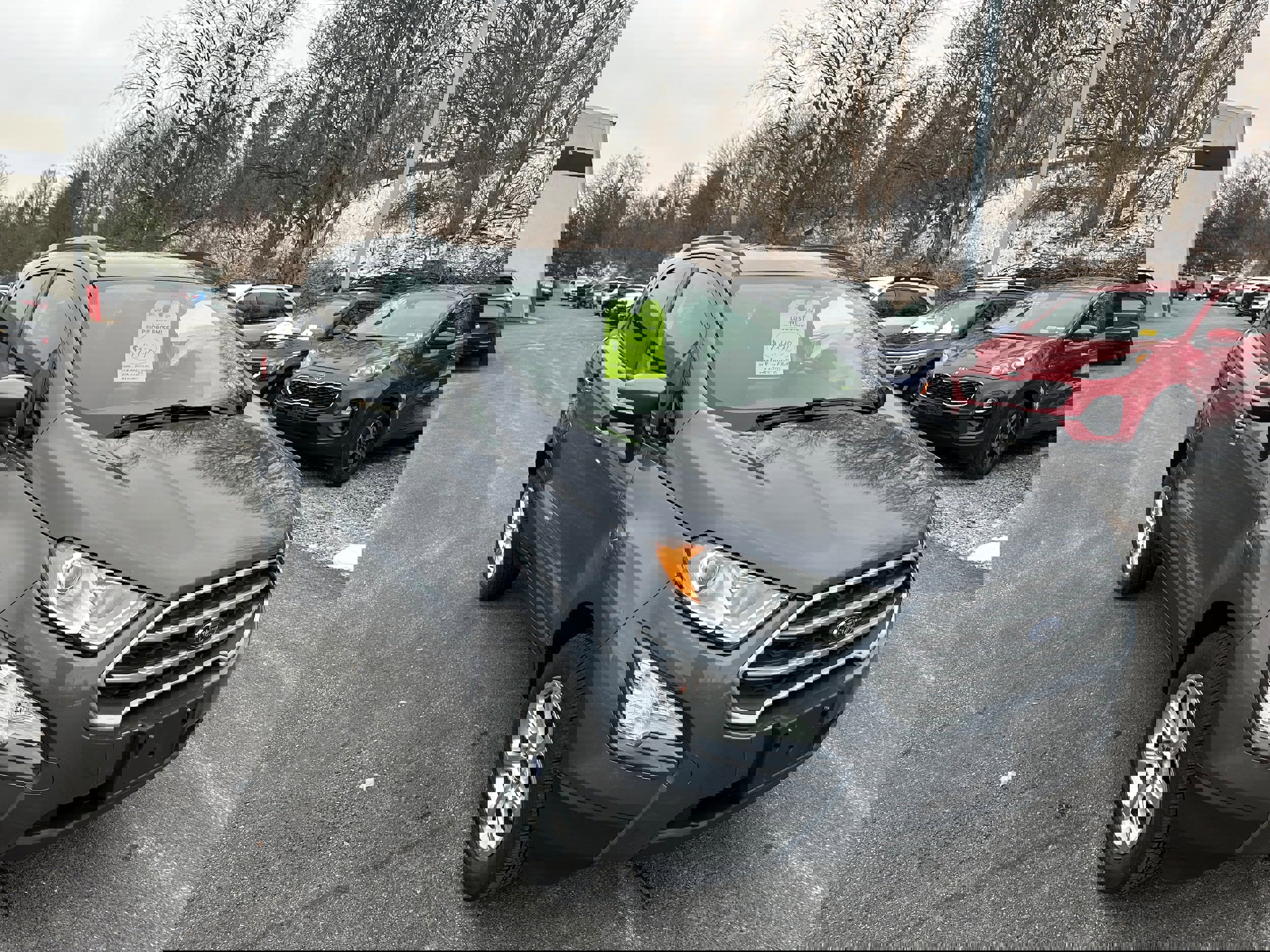 Used 2018 Ford EcoSport SE image 3