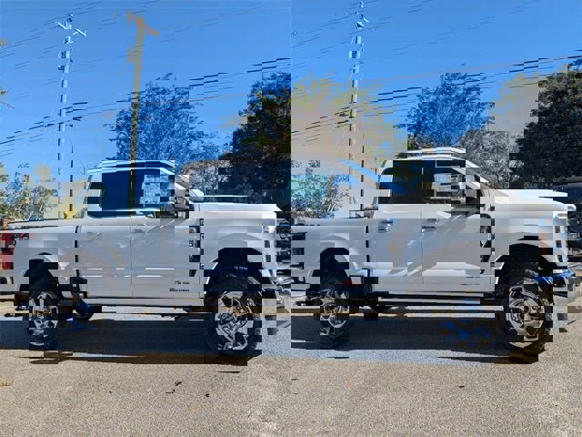New 2026 Ford F250 Lariat image 38