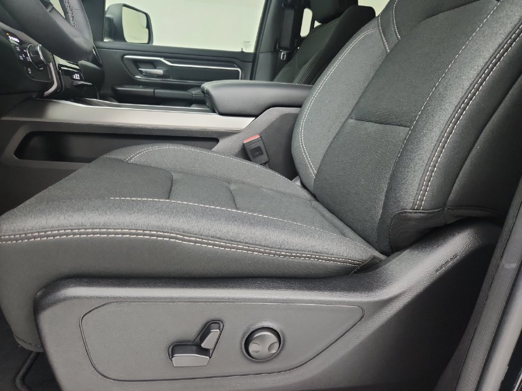 New 2026 RAM 1500 Big Horn AWD/4WD image 20
