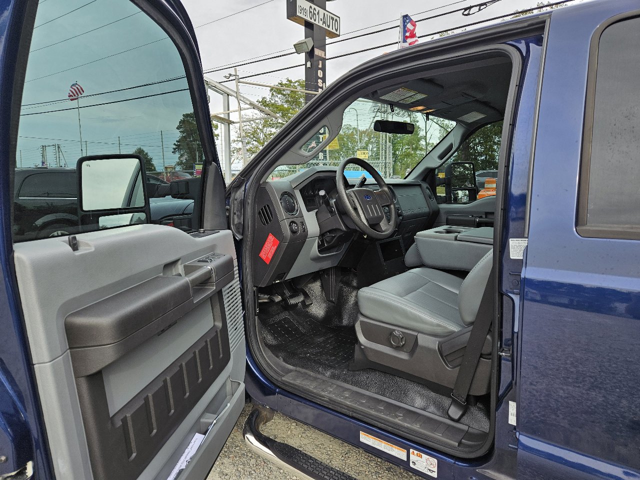 Used 2011 Ford F450 XL w/ PWR Equipment Group image 18