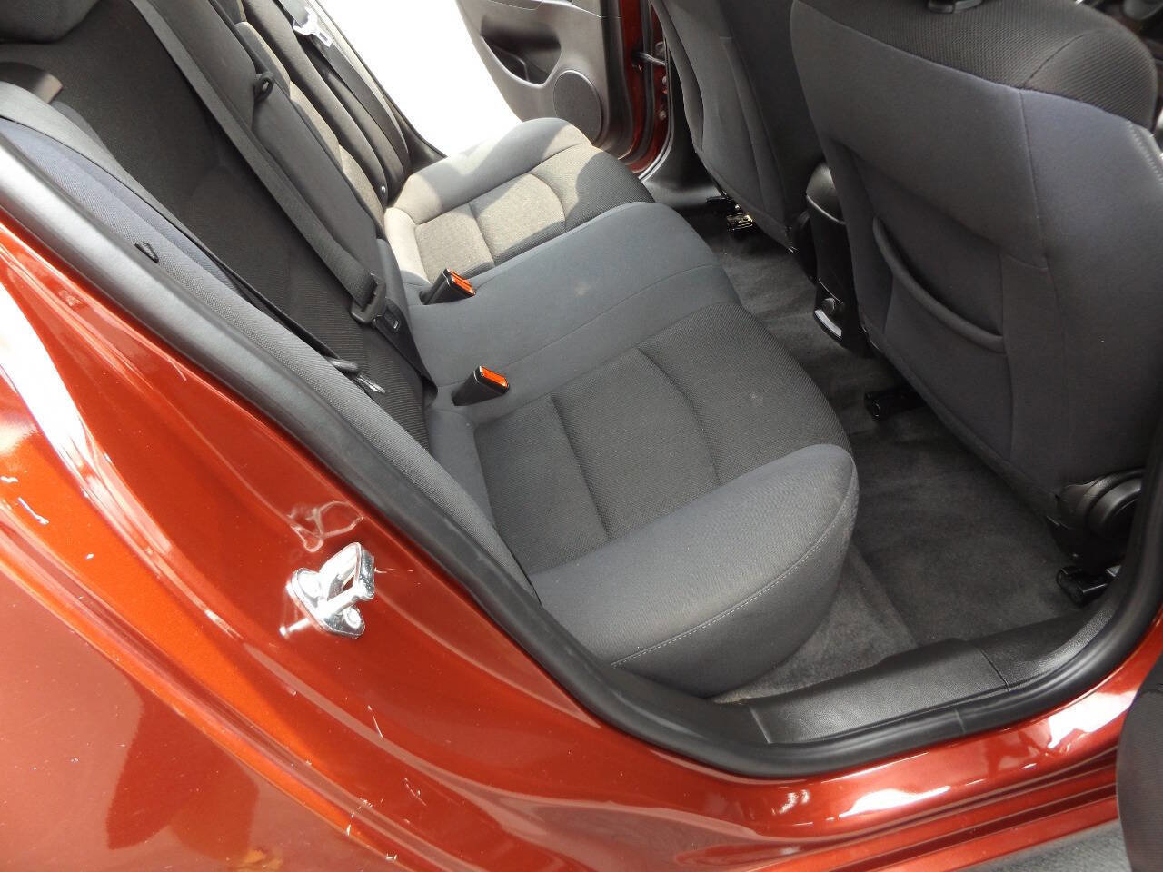 Used 2016 Chevrolet Cruze LT image 24