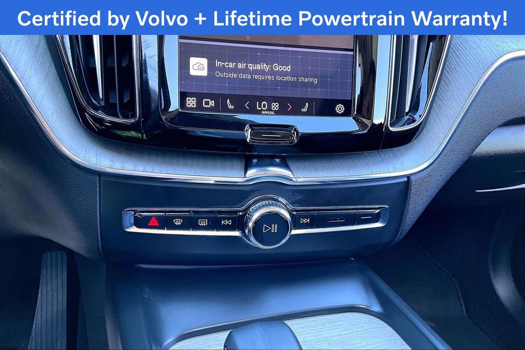 Used 2025 Volvo XC60 B5 Plus image 41
