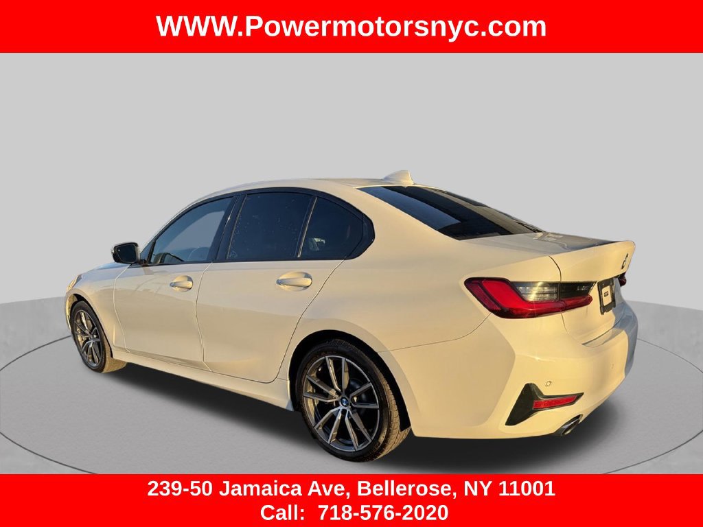 Used 2021 BMW 330i xDrive Sedan w/ Premium Package AWD/4WD image 3