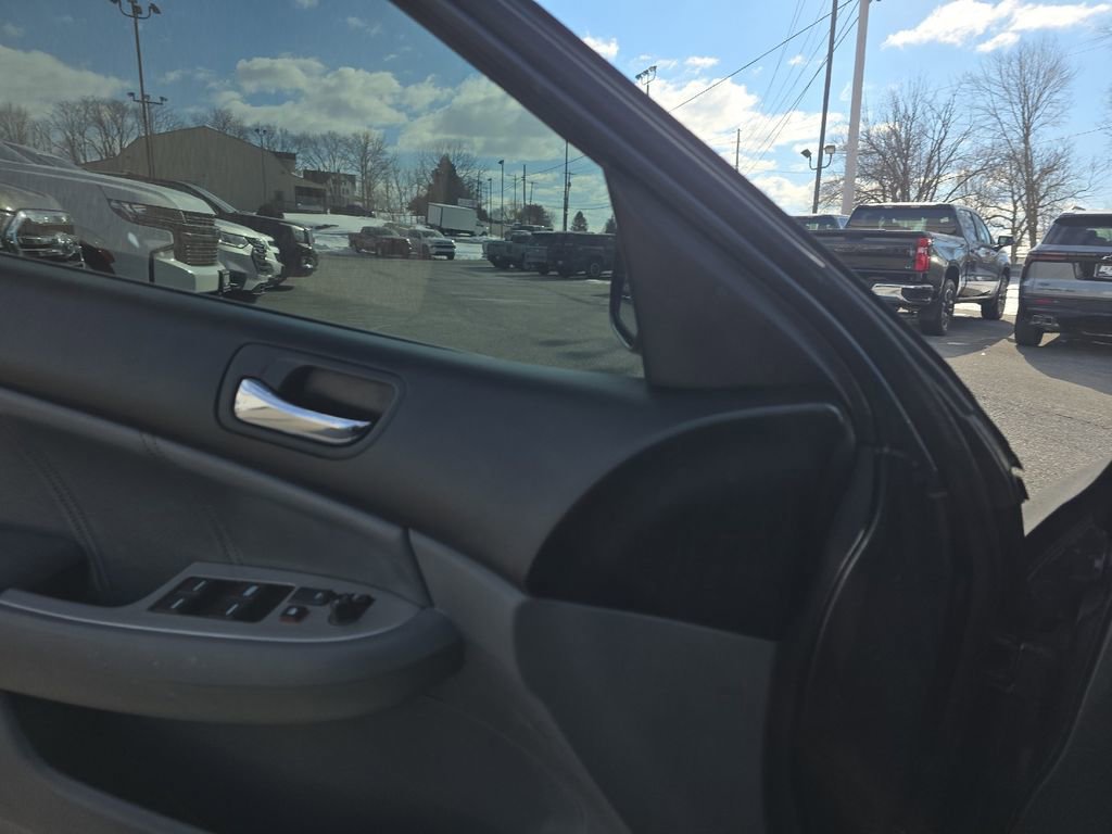 Used 2007 Honda Accord EX-L image 19