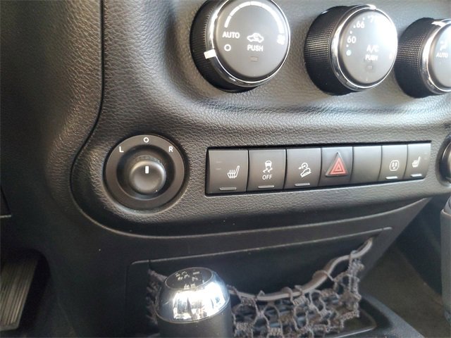 Used 2014 Jeep Wrangler Unlimited Sahara w/ Max Tow Package image 25