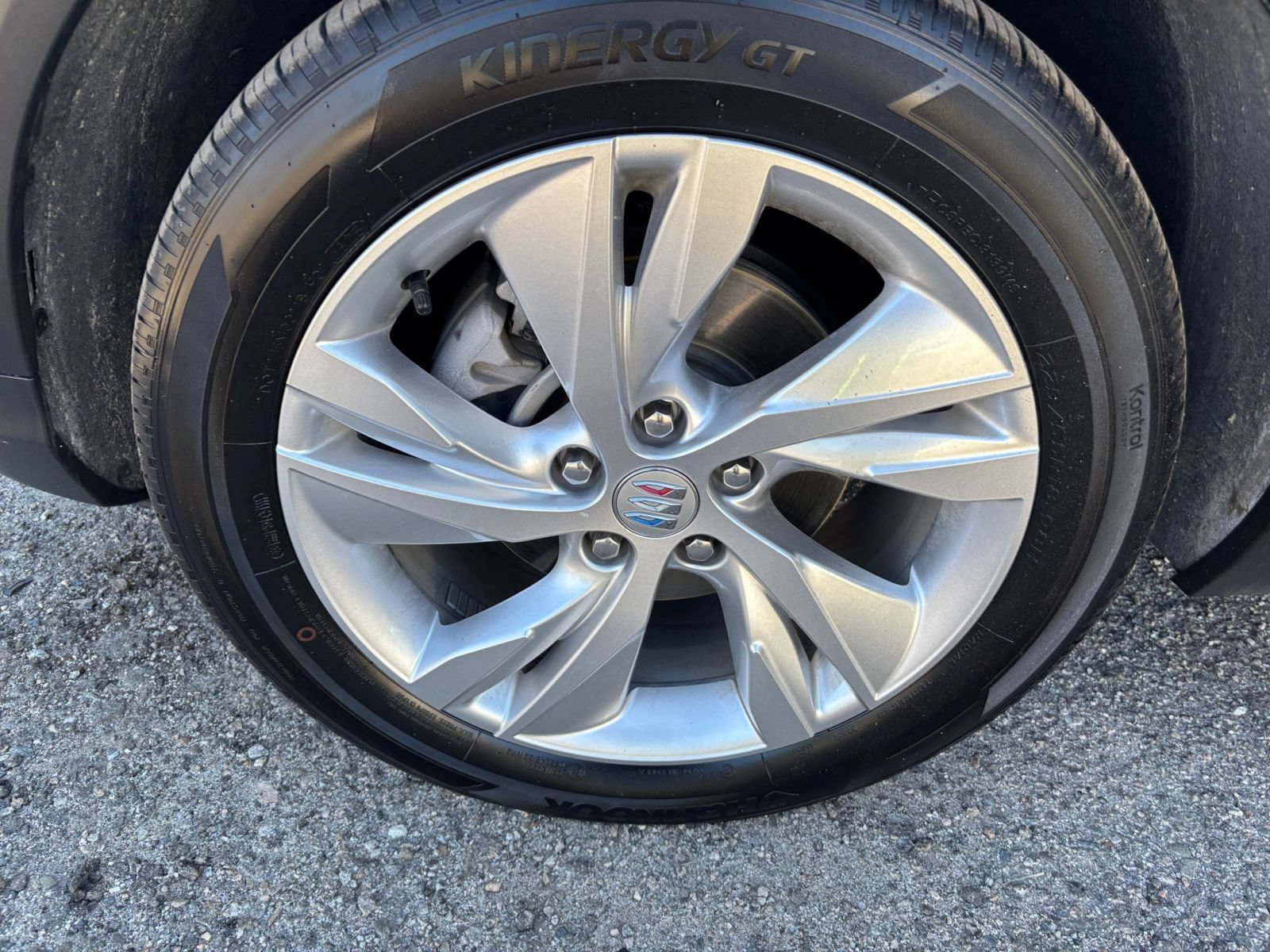 Used 2025 Buick Encore GX Preferred FWD image 30