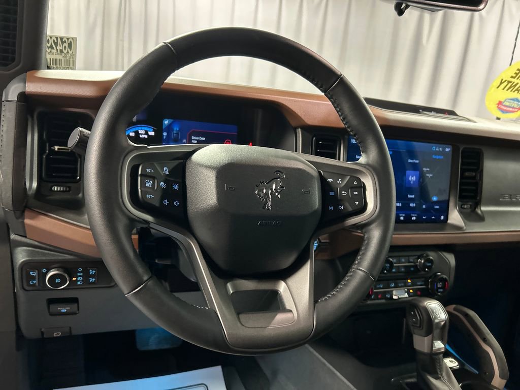 Used 2024 Ford Bronco Outer Banks image 15