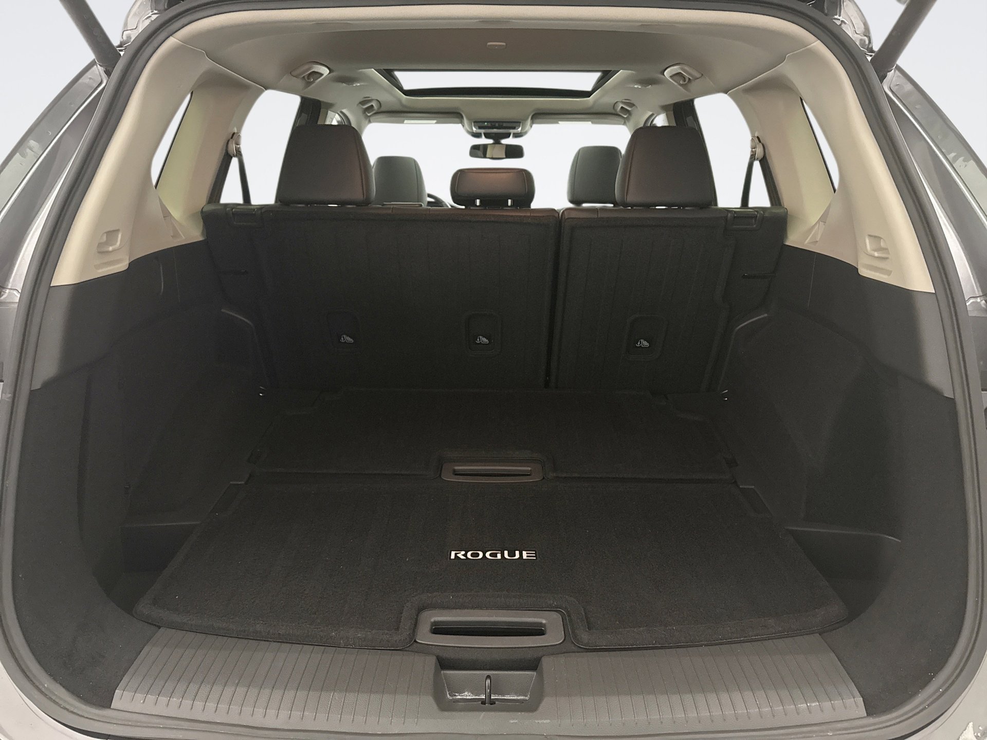 Used 2024 Nissan Rogue SL w/ SL Premium Package image 21