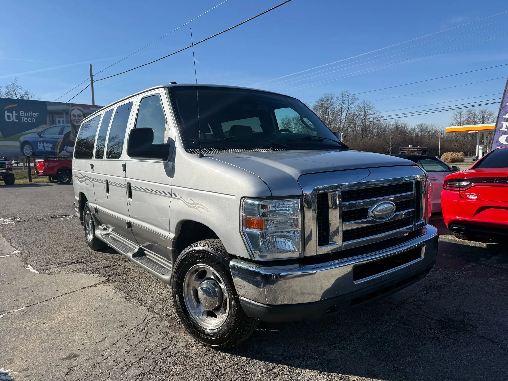 Used 2014 Ford E-150 and Econoline 150 image 4