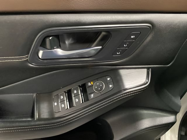Certified 2023 Nissan Rogue SL w/ SL Premium Package AWD/4WD image 9