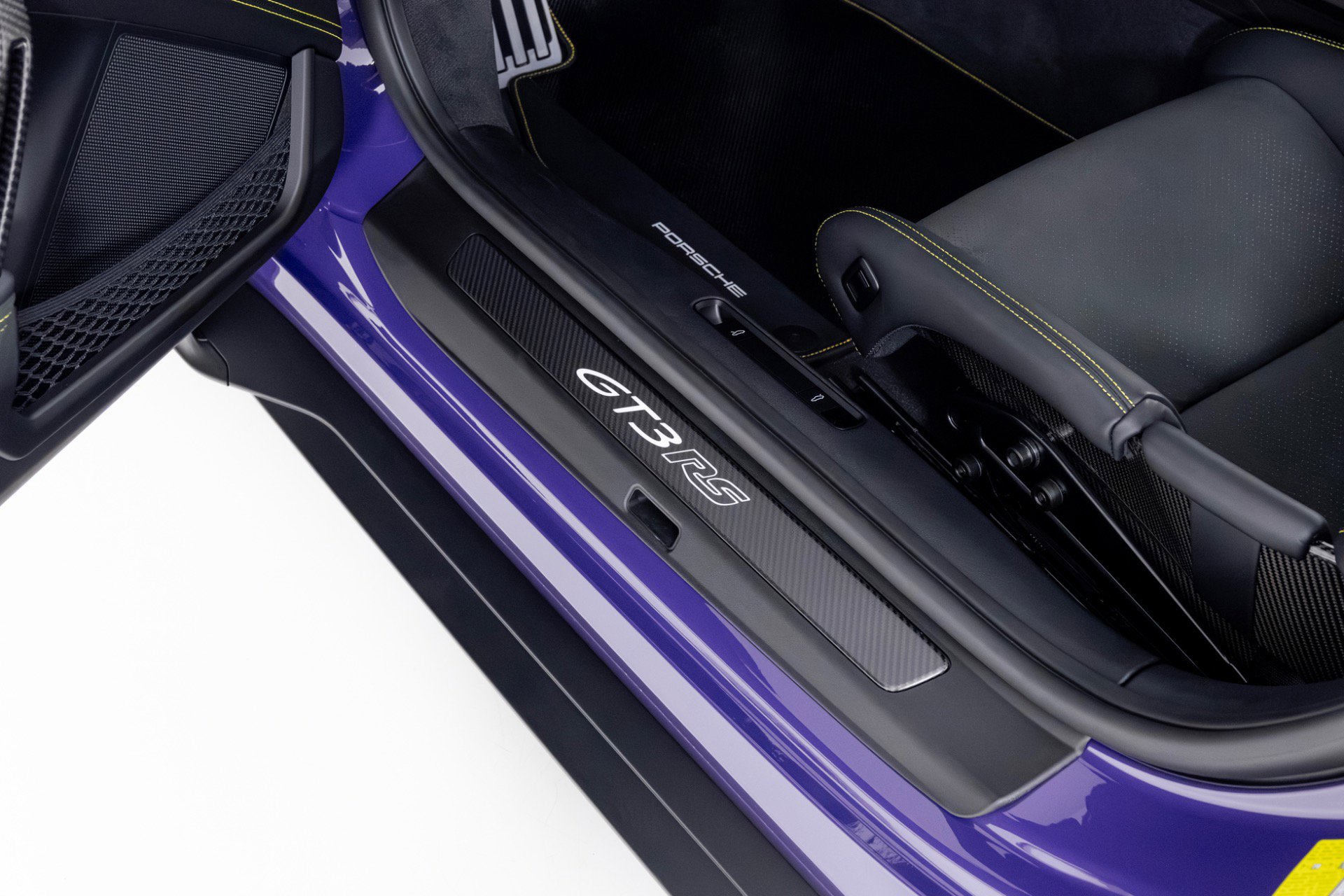 Used 2025 Porsche 911 GT3 RS image 31