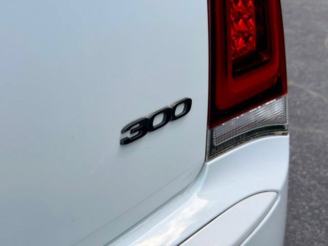 Used 2023 Chrysler 300 Touring L RWD image 16