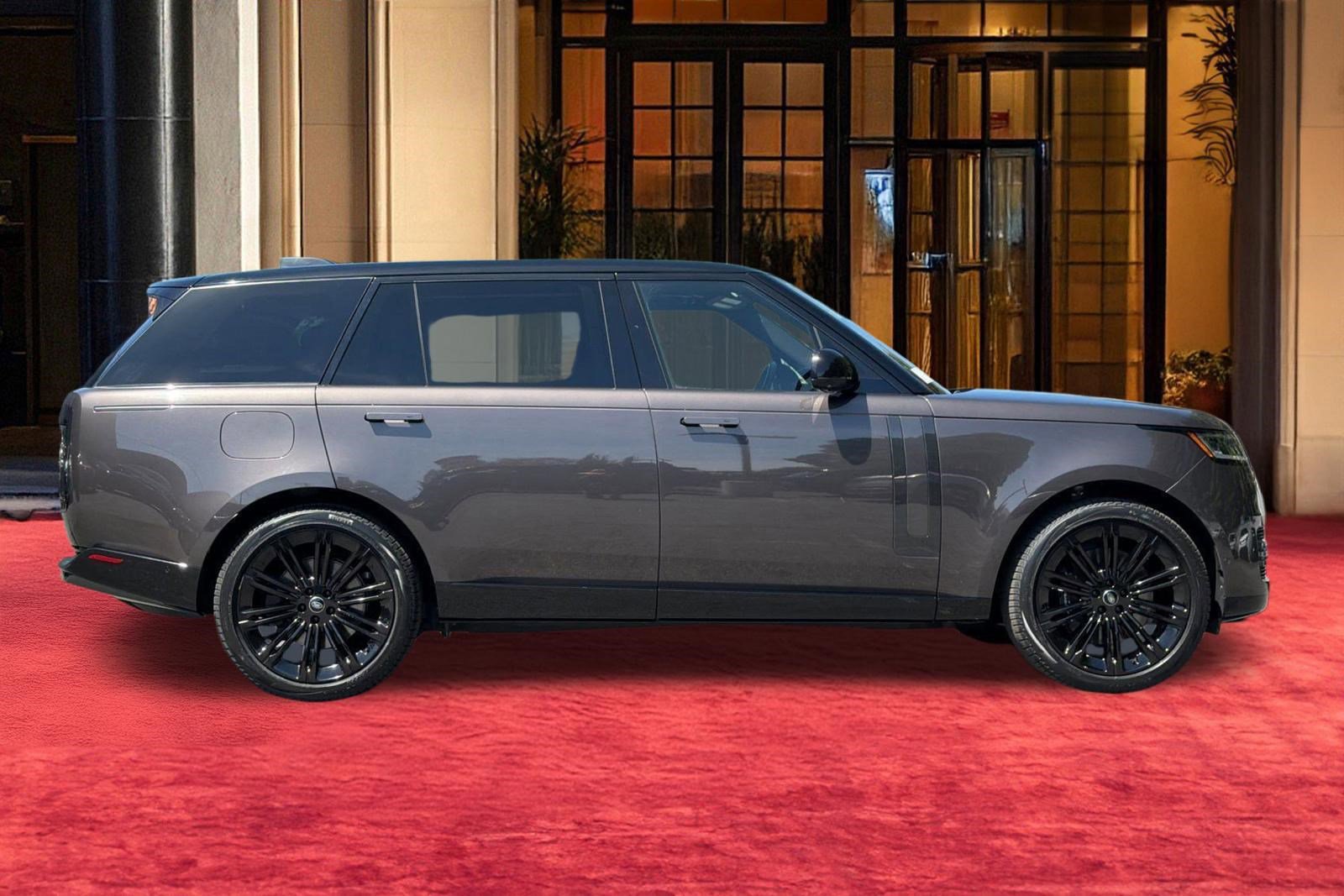 Used 2023 Land Rover Range Rover Long Wheelbase First Edition AWD/4WD image 7