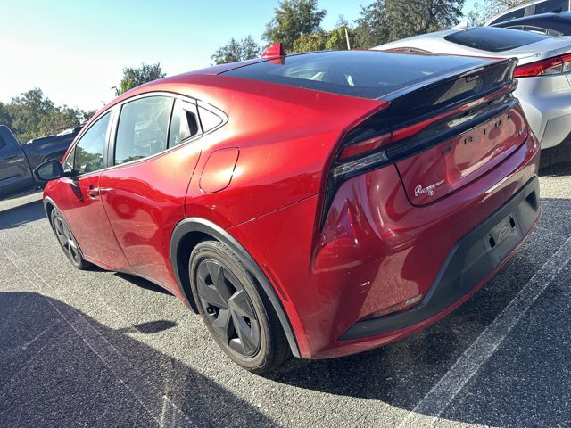 Used 2024 Toyota Prius LE image 3