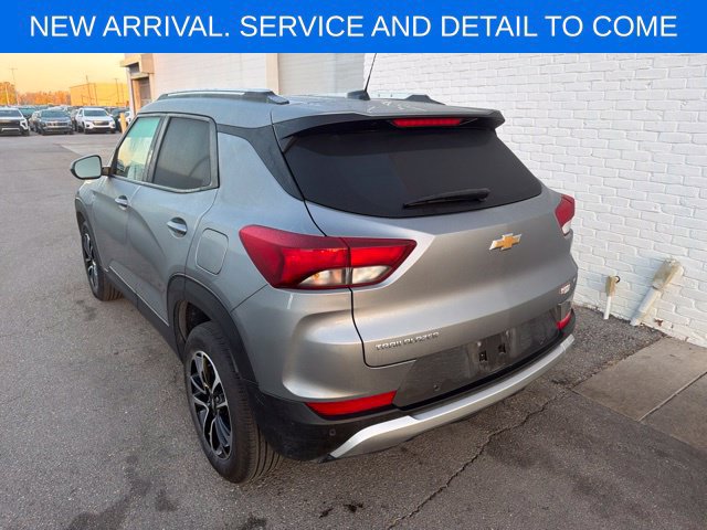 Used 2024 Chevrolet TrailBlazer LT w/ LT Cold Weather Package FWD image 13
