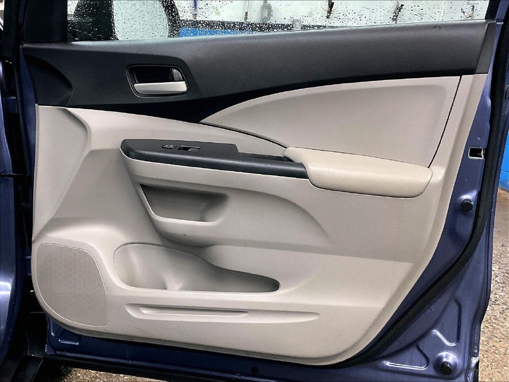 Used 2014 Honda CR-V LX image 12