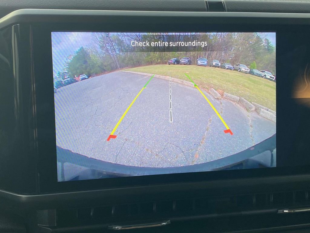 Used 2025 Jeep Wrangler Unlimited Sahara w/ Safety Group image 25