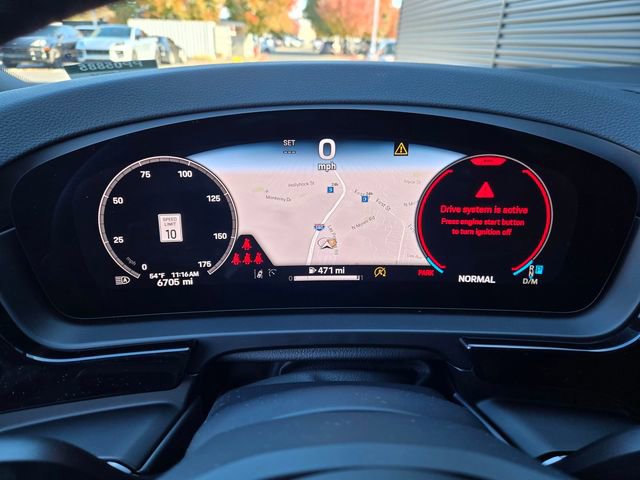 Used 2025 Porsche Cayenne image 25