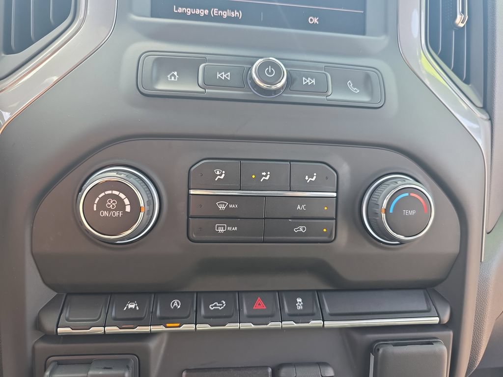 Used 2024 Chevrolet Silverado 1500 Custom AWD/4WD image 20