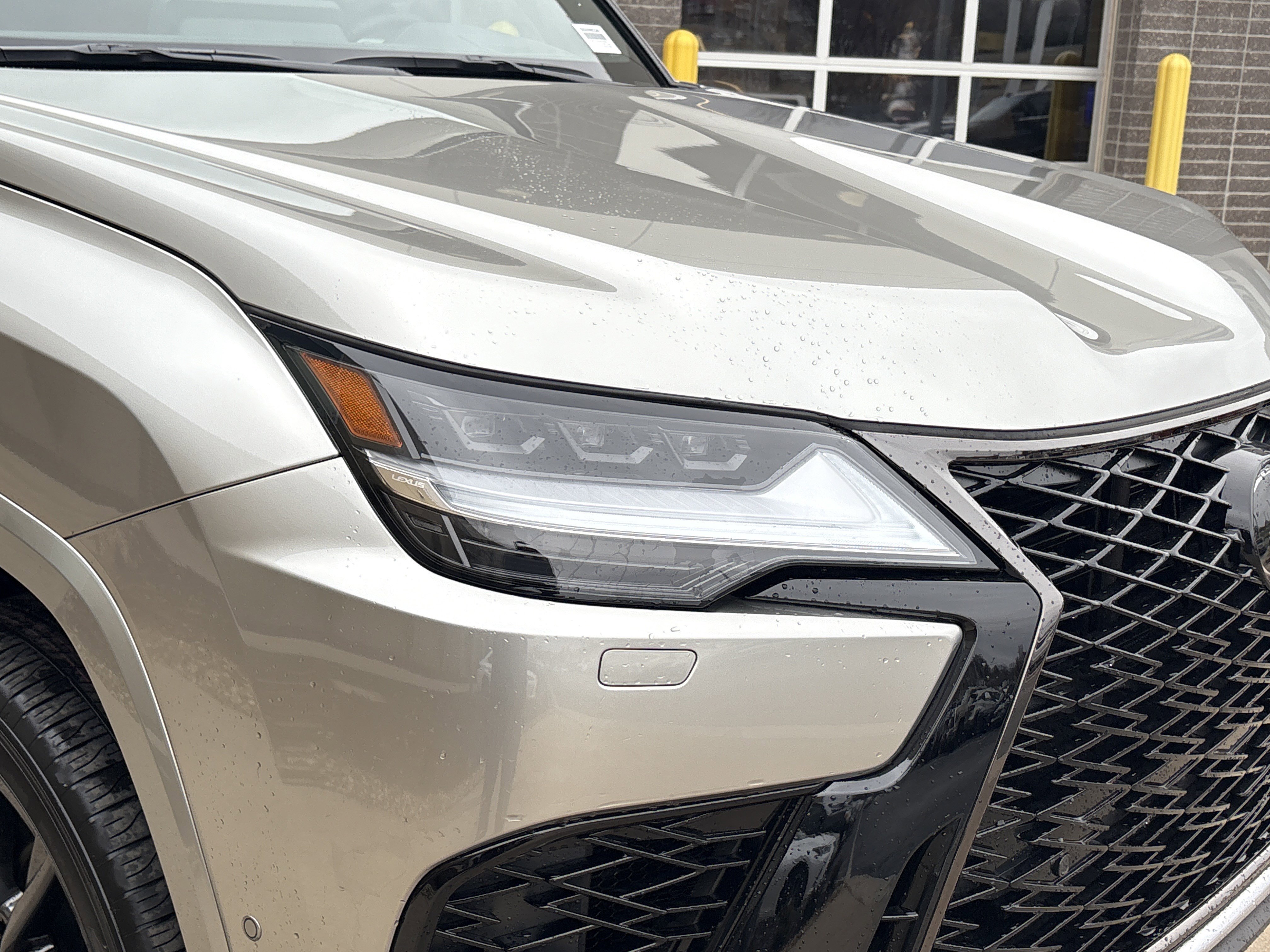 New 2025 Lexus LX 700h F Sport w/ Accessory Package (Z1) AWD/4WD image 11