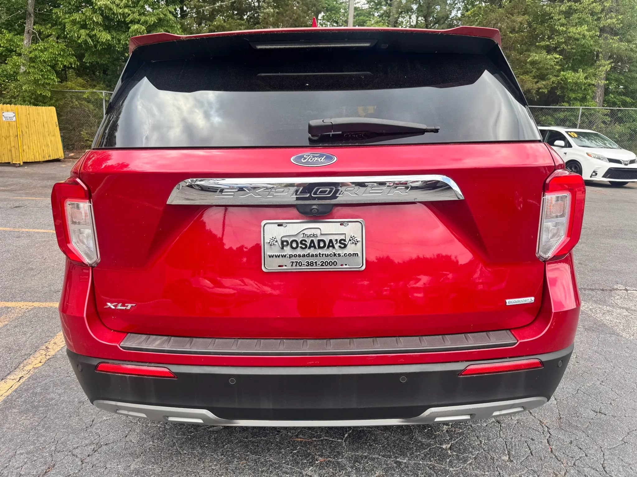 Used 2020 Ford Explorer XLT w/ Equipment Group 202A RWD image 6
