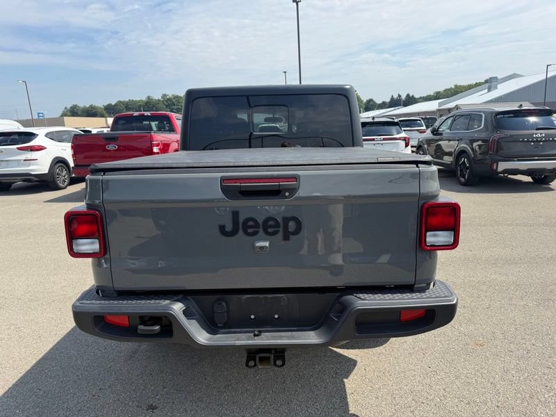 Used 2023 Jeep Gladiator Sport AWD/4WD image 14