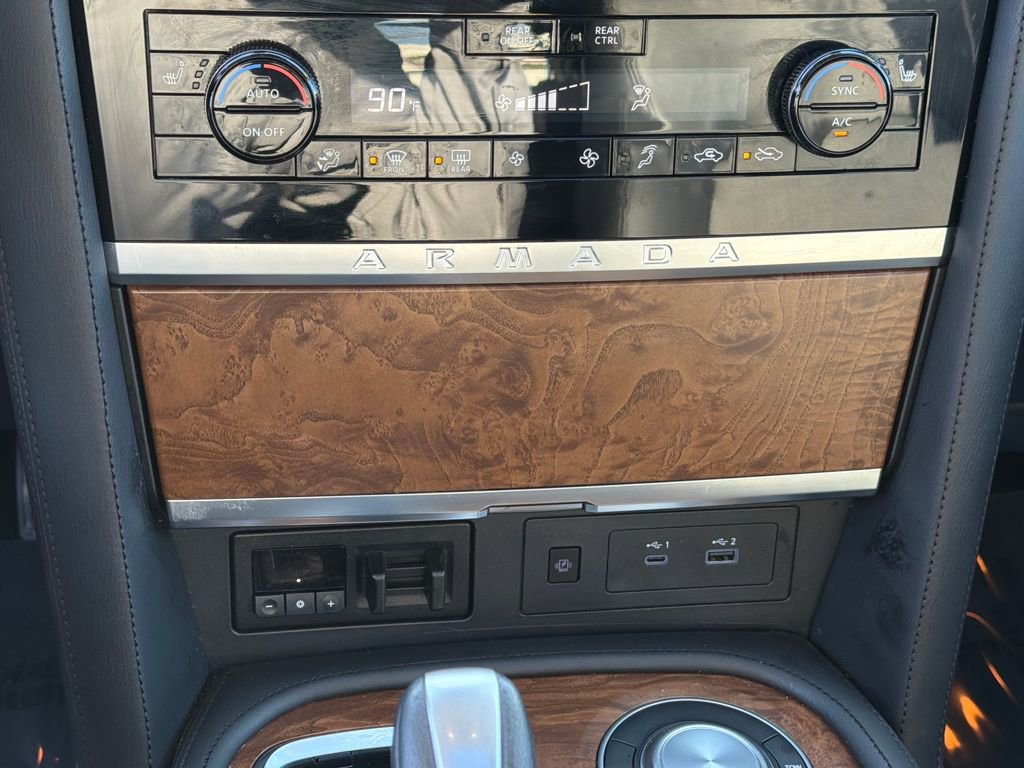 Used 2024 Nissan Armada SL w/ Captain's Chairs Package image 30